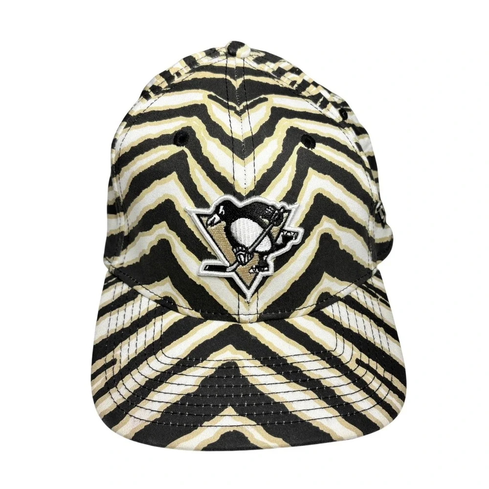 Zubaz Pittsburgh Penguins Hat 39THIRTY NHL Large-XLarge‎ Black Gold Zebra
